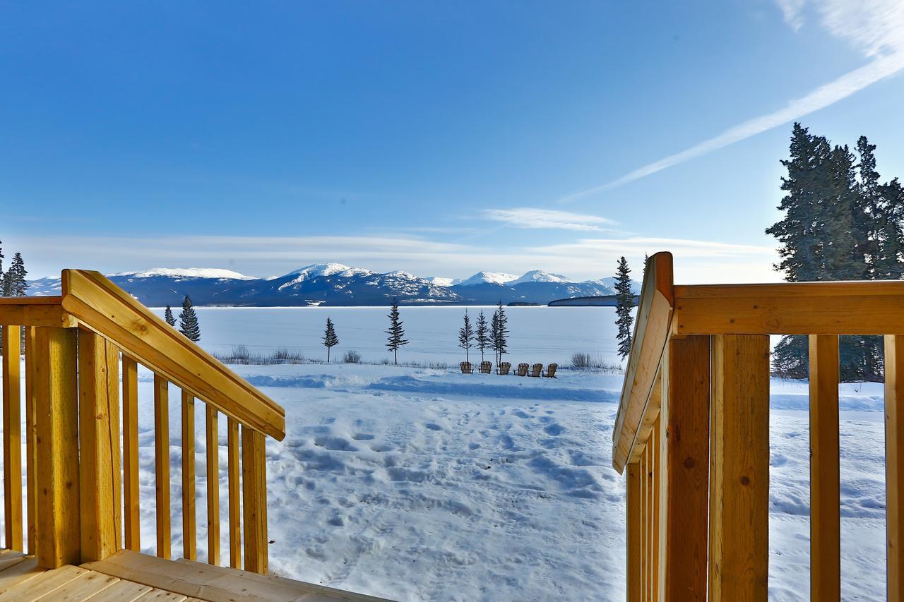 Southern Lakes Resort Tagish Екстер'єр фото